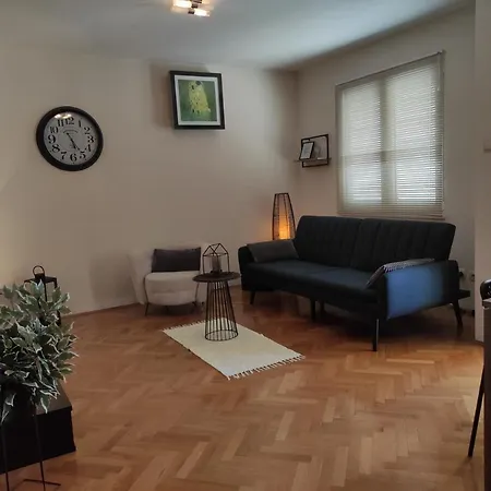 Apartman Ura * Makarska