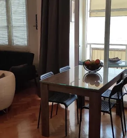 Apartman Ura *